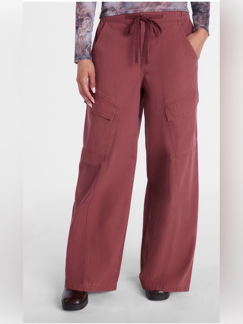 Madden NYC Women’s Wide Leg Cargo Pants 32” Inseam